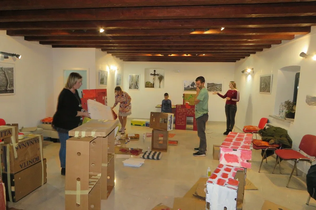 Baganelovicu će grijati ručno rađeni kamini!