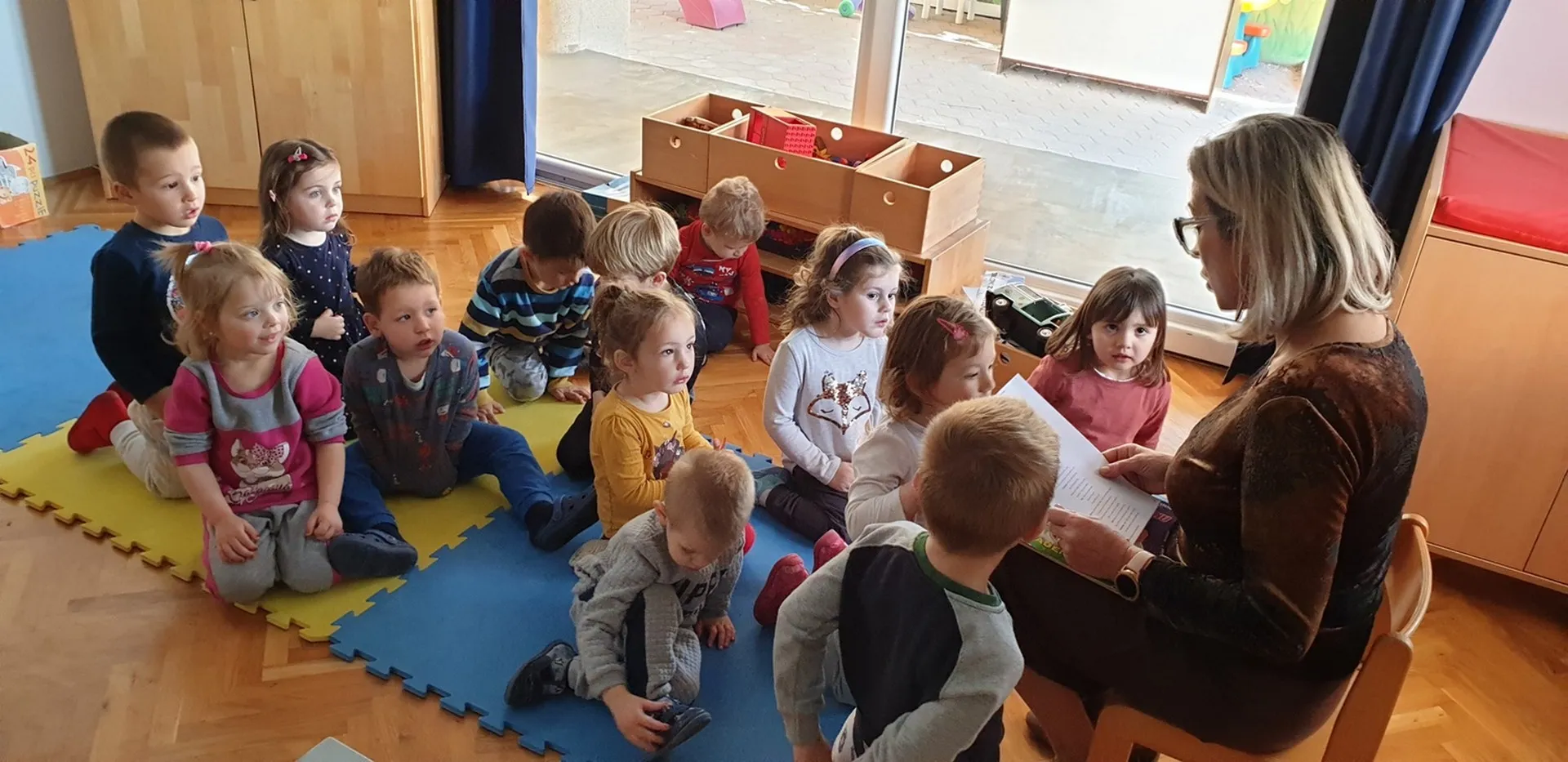 Projekt poticanja čitanja - čitamo u vrtićima!