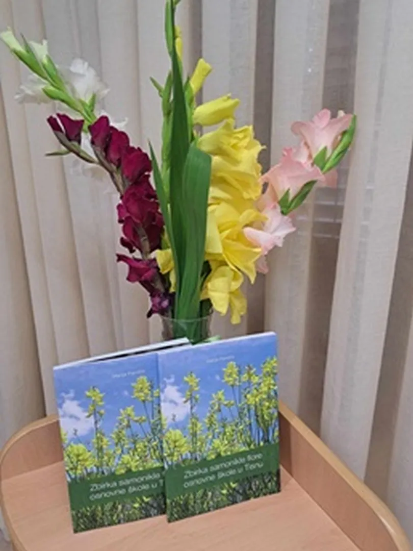 „Zbirka samonikle flore osnovne škole u Tisnu“