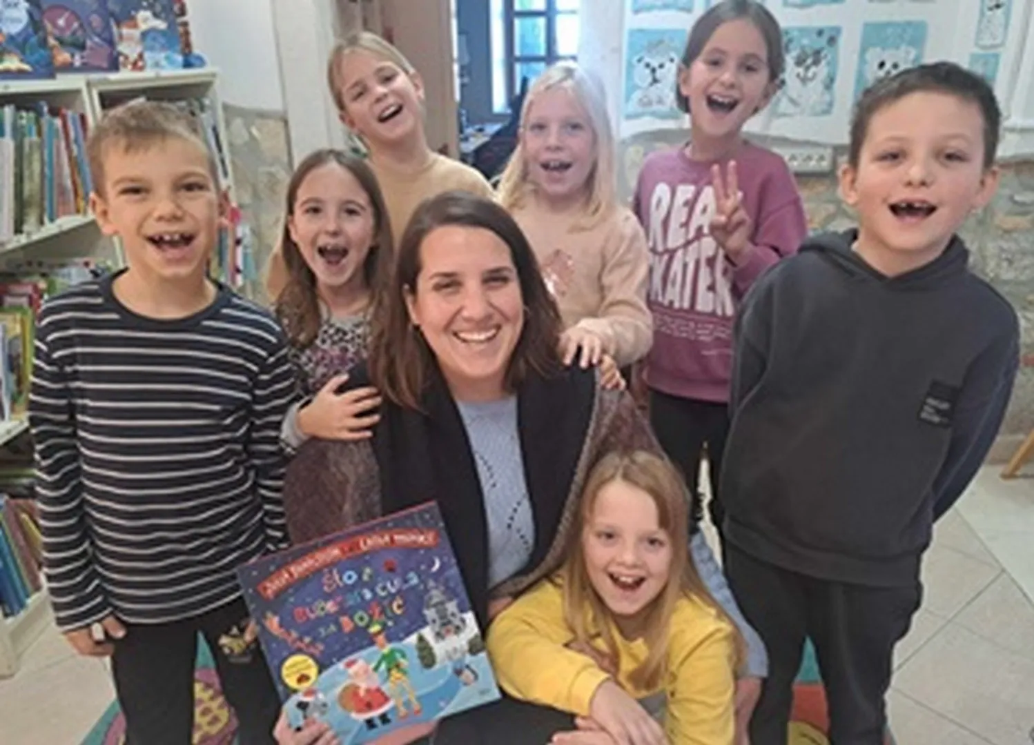 Božićna čajanka s 1. razredom PŠ Jezera!